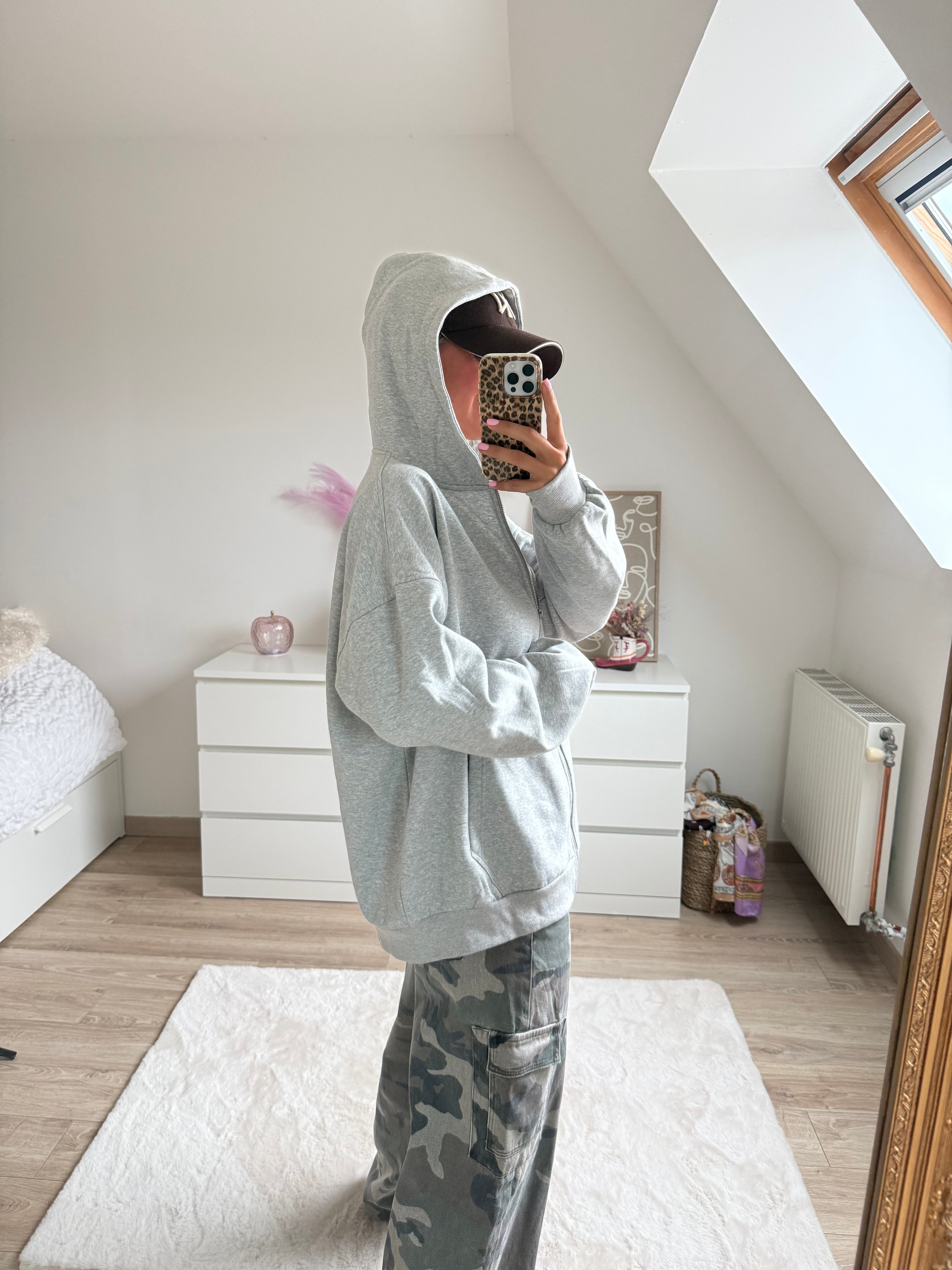 Sweat Alix