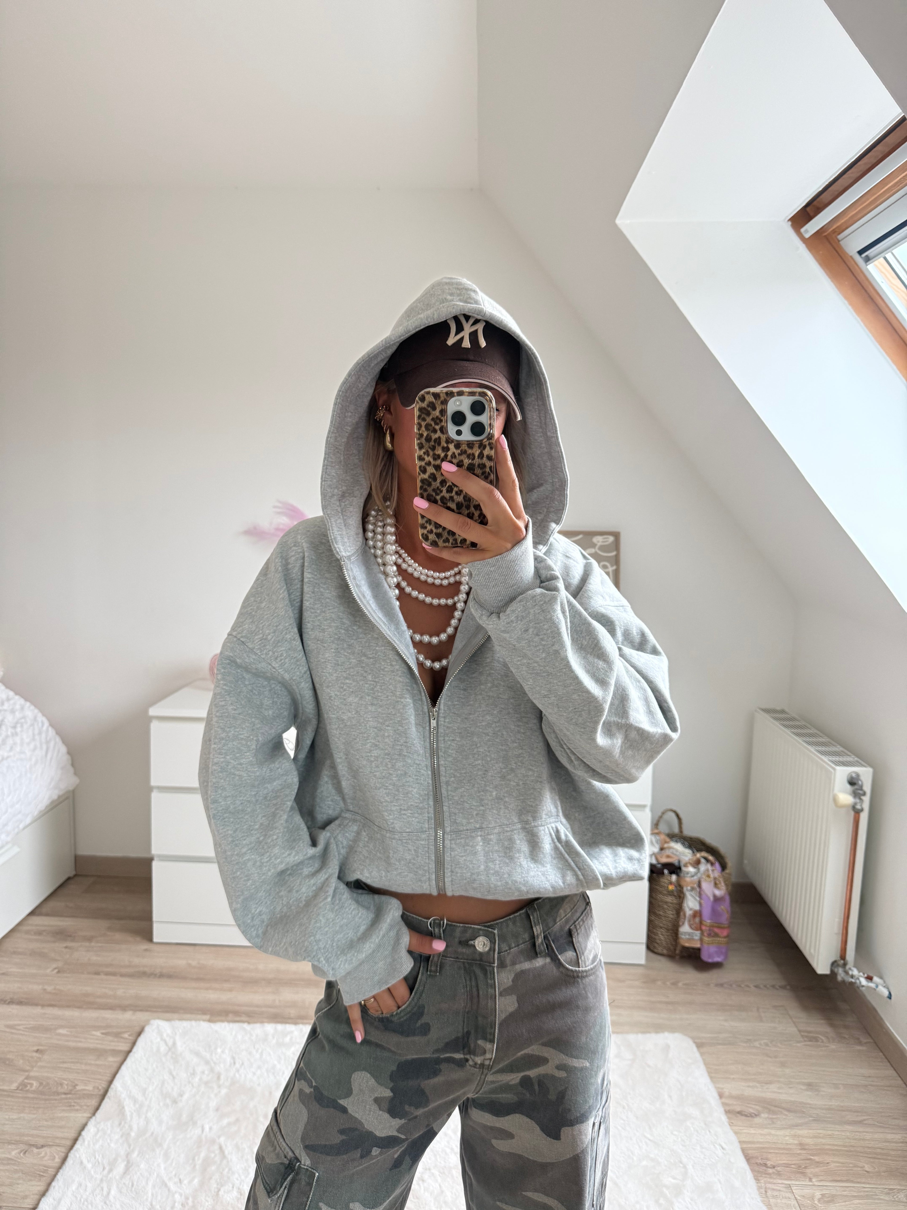 Sweat Alix