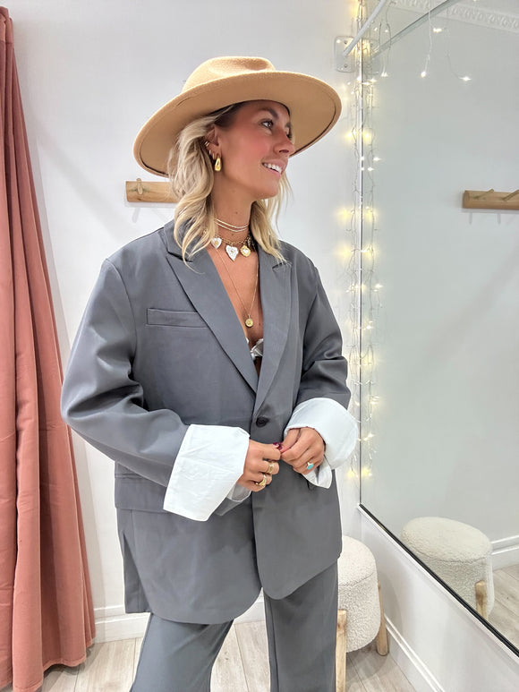 Blazer Isac